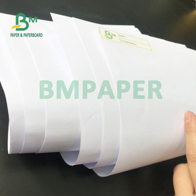 140gsm 160gsmの極度の白いオフセットウッドフリーのペーパー635mm x 914mmのよい平坦