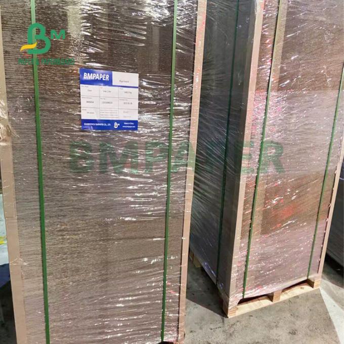 400gsm 500gsmは灰色のChipboardの高い剛性率615mm x 860mmを薄板にした