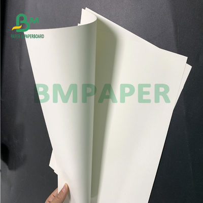 極度の700mm x 1000mmの吸収性のペーパー シートは液体の平面を吸収する