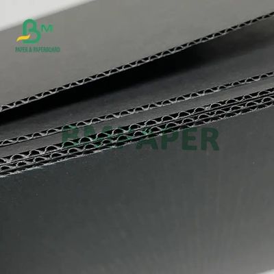 黒はカートンのパッキング502mm x 693mmのためのEフルート ボール紙 シートを波形を付ける