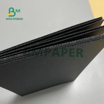 黒はカートンのパッキング502mm x 693mmのためのEフルート ボール紙 シートを波形を付ける