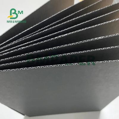 黒はカートンのパッキング502mm x 693mmのためのEフルート ボール紙 シートを波形を付ける