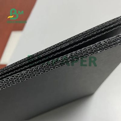 黒はカートンのパッキング502mm x 693mmのためのEフルート ボール紙 シートを波形を付ける