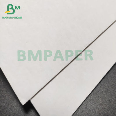 二重側面の白いボール紙 1mm 1.5mm サイズ 700mm X 1000mm の高い剛性