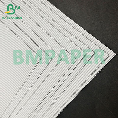 二重層のゴロゴロ紙片 - 片面 F 穴 1mm 化粧品包装箱 特殊素材 ロールパッキング